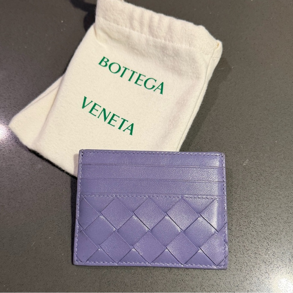 Bottega Veneta Lavendar Card Holder -PRICED TO SELL!